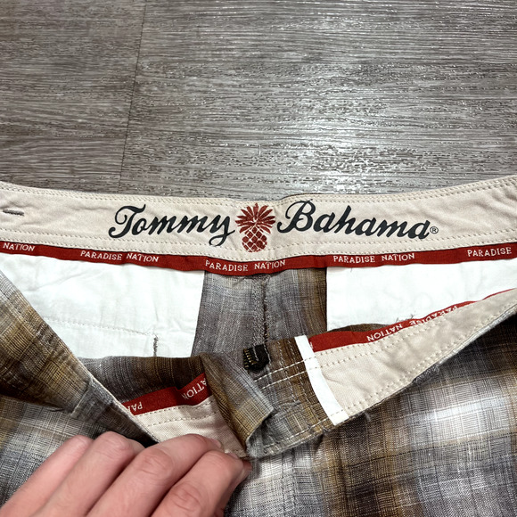 Tommy Bahama Shorts Mens 35 Beige Plaid Linen Silk Blend Preppy Golf Golfer - Picture 5 of 11